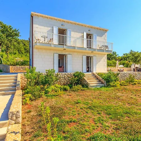 Hillside Nest Vila *